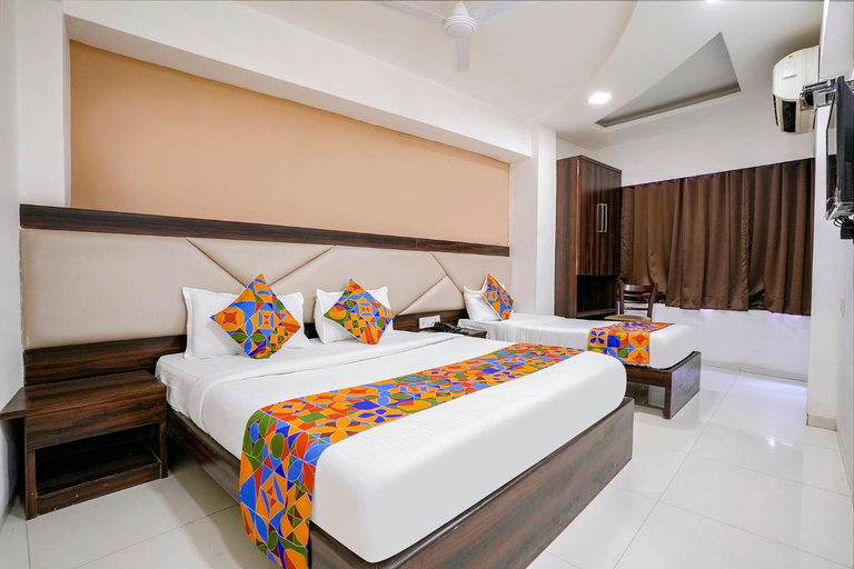 Bedroom, Hotel Kamran Residency- Near US Embassy, Mumbai Suburban