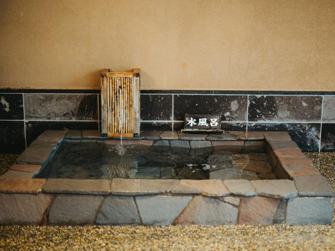 Bathroom 3, Kurokawa-So, Minamioguni