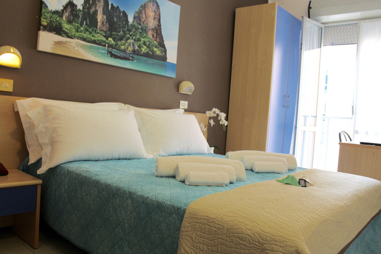 Bedroom 3, Hotel Adria Mare, Rimini