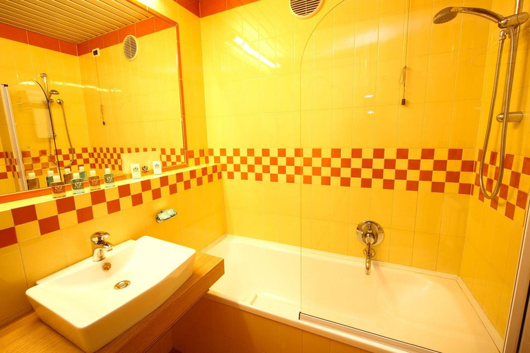 Bathroom 5, Hotel Hermitage Terme & Spa, Napoli