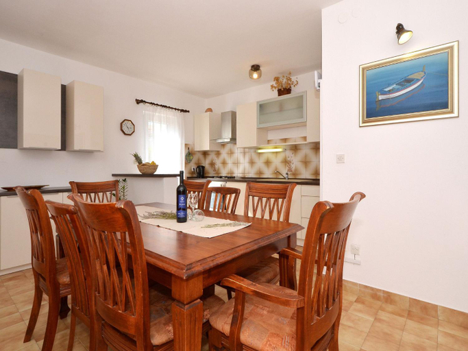 Others 5, Apartments Kobaslic, Rogoznica