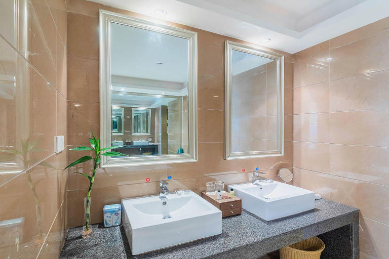 Bathroom 3, ガーデンホテル(), Anqing