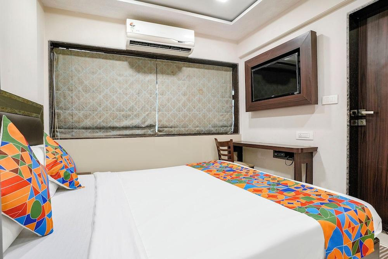Bedroom, Hotel Kamran Residency, Mumbai Suburban