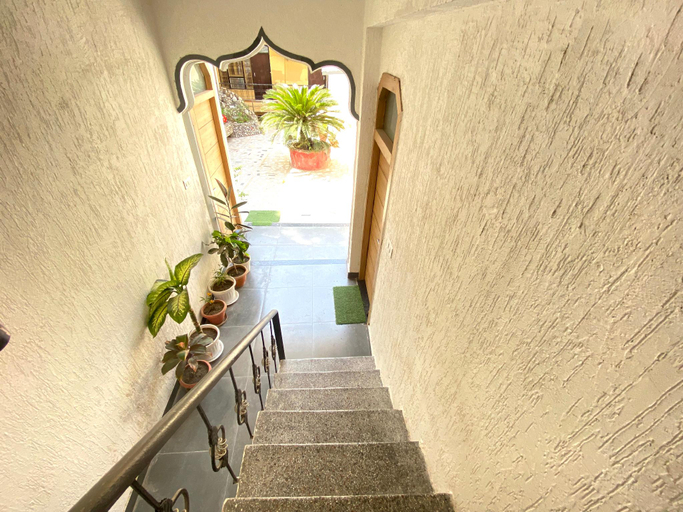 Public Area 2, Sonu Guest House - Hostel, Garhwal