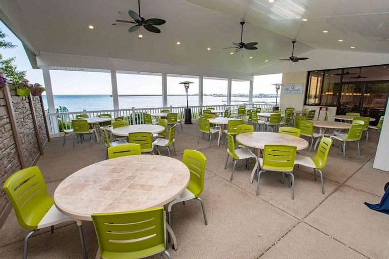 Food & Drinks 4, Tawas Bay Beach Resort & Conference Center, Iosco