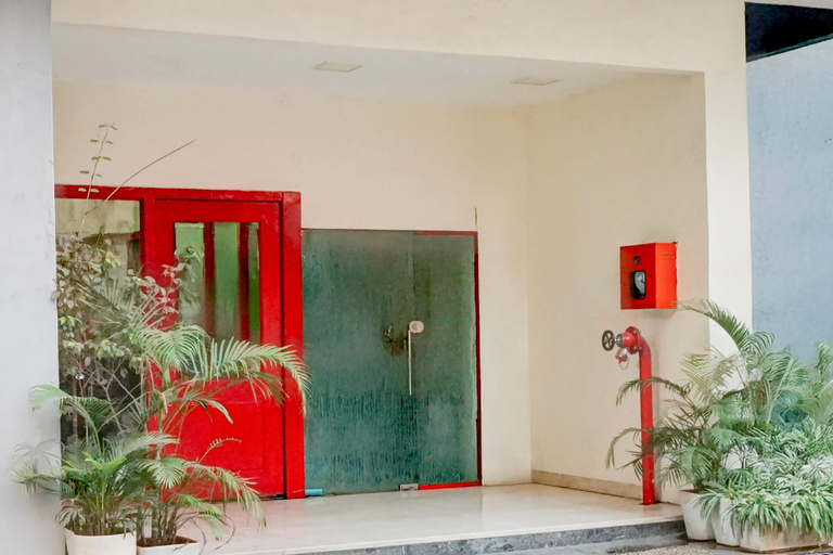 Facilities 4, Townhouse MG Road Pune, Pune