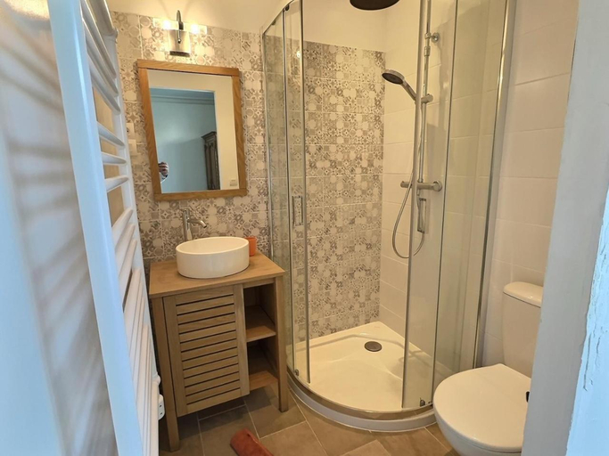 Bathroom, Villa ocean, Finistère