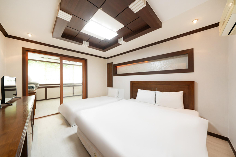 Bedroom, Hadong Autumn Hotel, Hadong