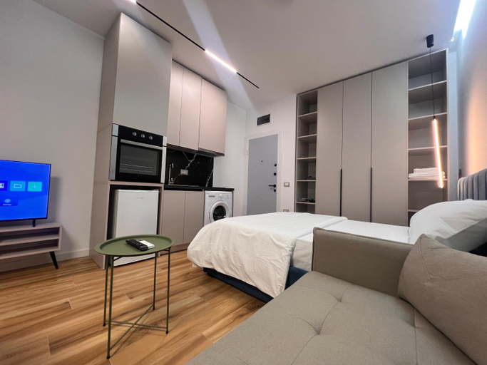 Bedroom 2, Mery Apartments City Center Tirana by Superhost, Tirana