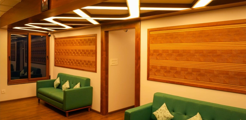 Living area, Elegant Boathouse, Alappuzha
