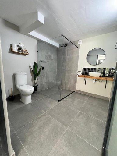 Bathroom 4, Du Kloof Lodge, Cape Winelands