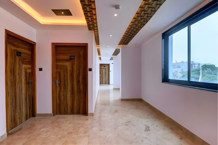 Others 4, The Dharams Hotel, Lucknow