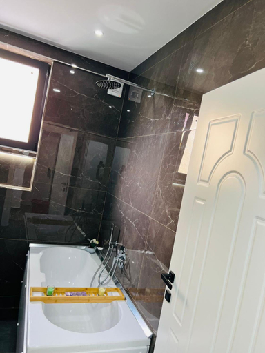 Bathroom 3, Villa Sarvi, Durrësit