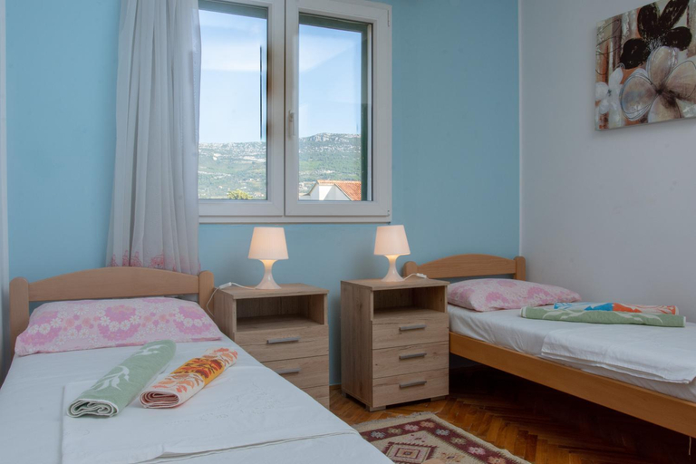 Bedroom 2, Apartments Mia's Terrace In The Sun, Kaštela