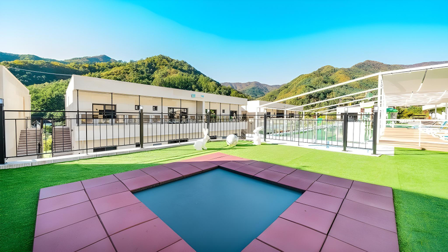 Sport & Beauty 5, Gapyeong Thealadin Kids Poolvilla, Pocheon
