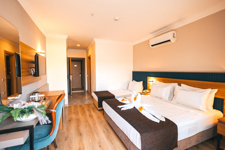 Bedroom 3, Viking Garden Hotel, Kemer