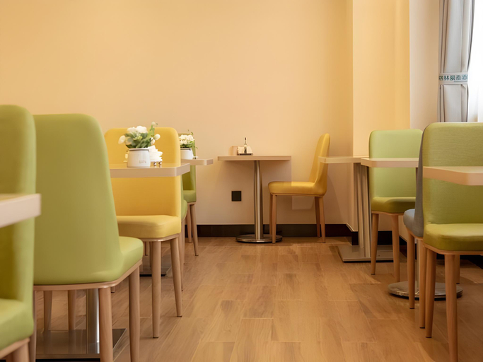 Food & Drinks 4, Green Tree Inn Fuyang Funan County Tianzhu Square, Fuyang