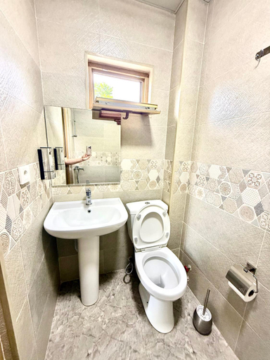 Others 3, Hotel Barbare, Kobuleti