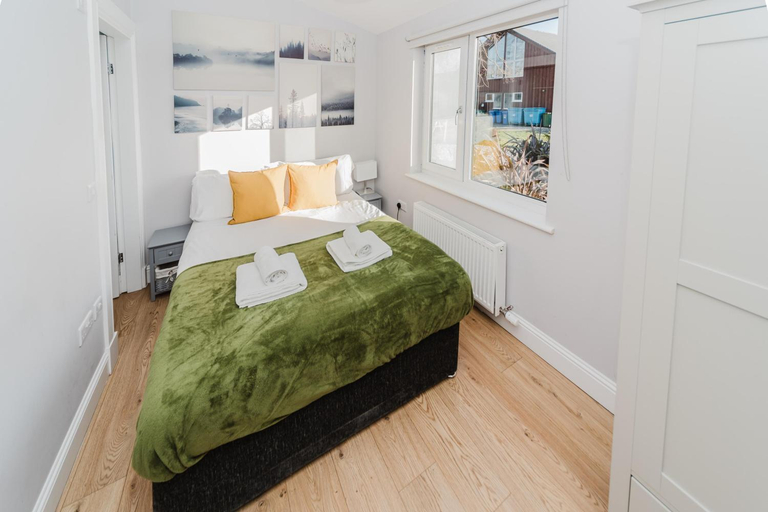 Bedroom 2, Broadford Lodges Skye, Highland