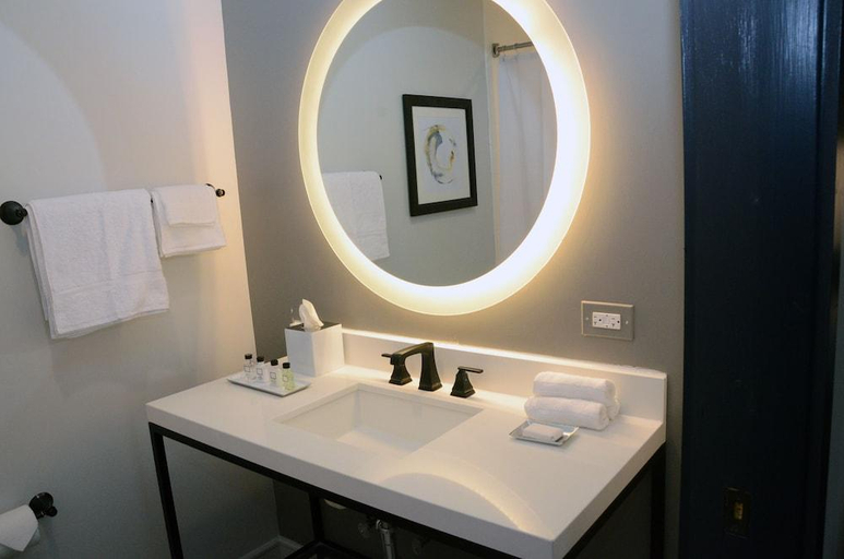 Bathroom 3, Samuel Elbert Hotel, Elbert