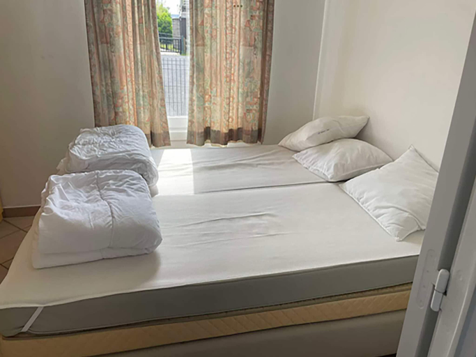 Bedroom, Cosy holiday home on the dunes, West-Vlaanderen
