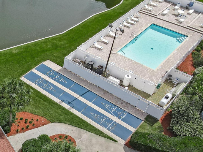 5, 4205 Courtyard Villa 2nd Fl N, Saint Johns