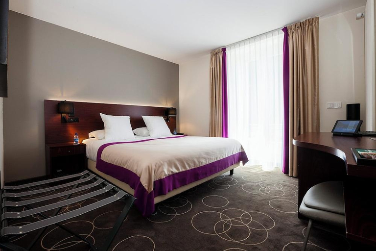 Bedroom 4, Grand Hotel des Bains, Saint-Maurice
