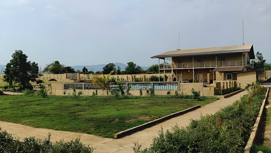 Others 4, Mulberry Manor, Hoshangabad