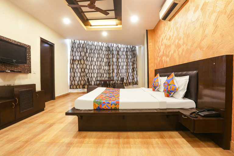 Bedroom 3, Via Rajdeep Palace, Delhi