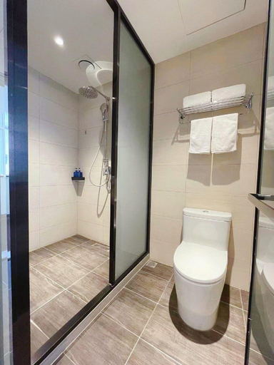 Bathroom 4, Hanting Hotel Xinzhou Wuzhai Economic Development Zone, Xinzhou