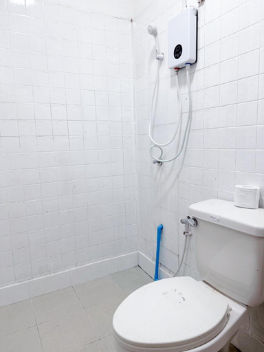 Bathroom 4, Toss Inn Hat Yai, Hat Yai