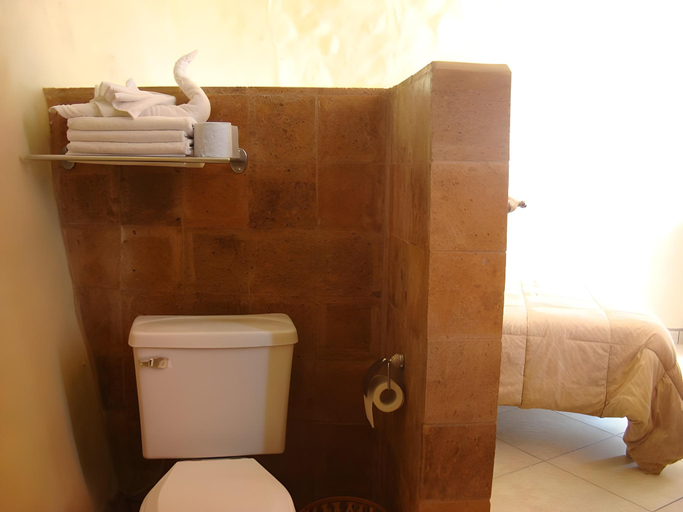 Bathroom 2, Villa Paraiso, La Paz