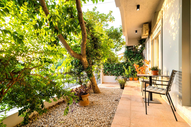 Garden 2, Central House of Ialisos, South Aegean