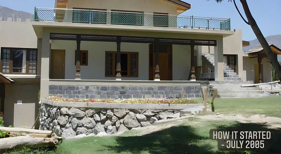 Exterior & Views