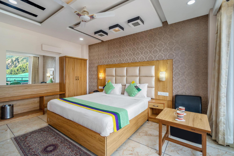 Bedroom 4, Hotel Akashdeep, Kangra