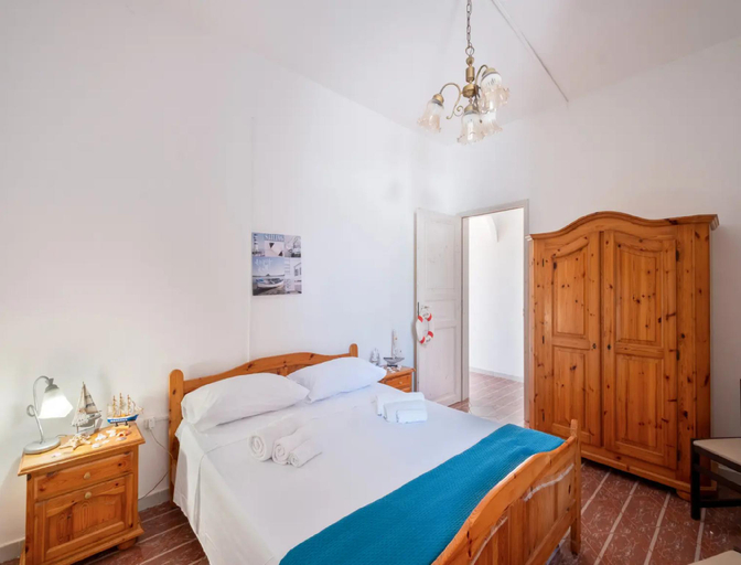 5, Charming Italian Villa in Torre Castiglione, Lecce