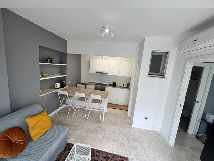 Food & Drinks 2, Luxury Pisu Apartments, Cagliari