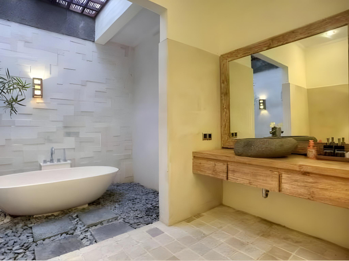 Bathroom 4, 2 bedrooms villa in seminyak with private sw pool, Badung
