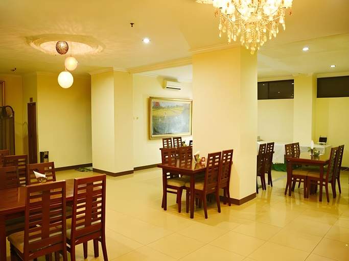 Food & Drinks 3, Hotel Istana Ratu Jalan Jaksa, Central Jakarta