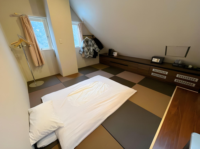 Bedroom 3, Hakuba Sun Valley Hotel, Hakuba