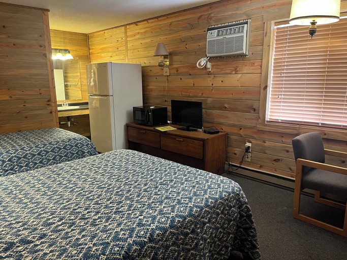 Bedroom 2, Dakota Winds, Brule