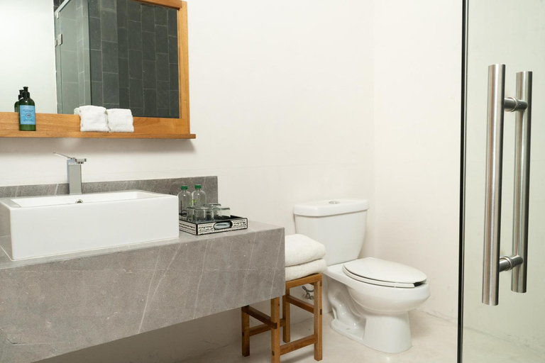 Bathroom 3, Sombra del Agua, San Cristóbal de las Casas