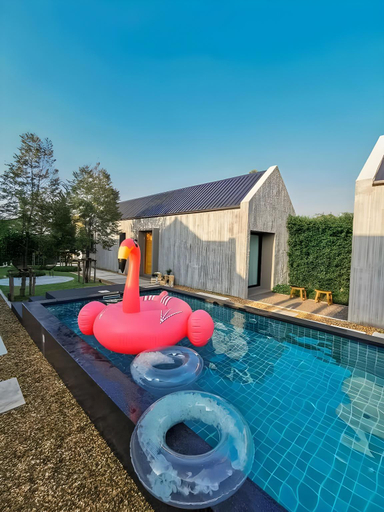 Others 3, Kim Villa Bangsaray, Sattahip