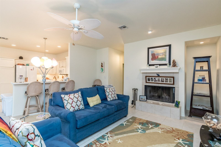 Others 5, Mermaid Bay by Miss Kitty’s, Aransas