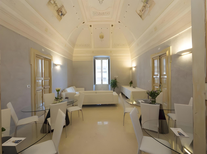 Others 5, Relais Carlo V - Palazzo Storico, Lecce