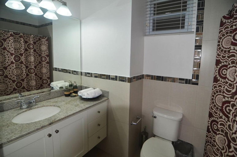 Bathroom 3, Kingsway New Kingston Guest Apartment II