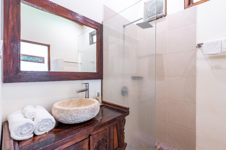 Bathroom 4, Villa Bindi, Gianyar