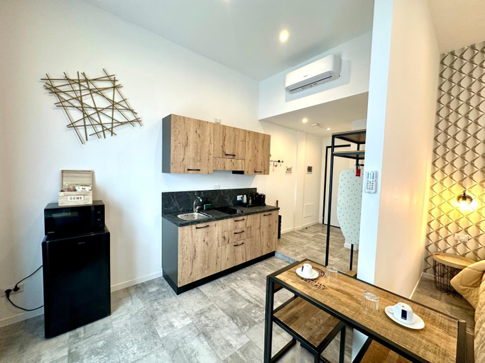 Others 5, Living Lake Como - Apartments & Parking, Como
