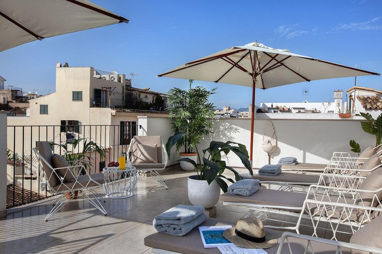 Others 3, Samaritana Suites, Baleares