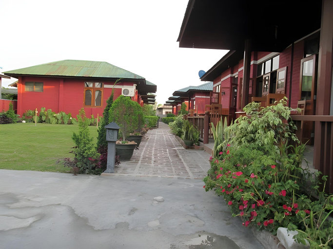 Others 3, Pyi Guest House, Taunggye